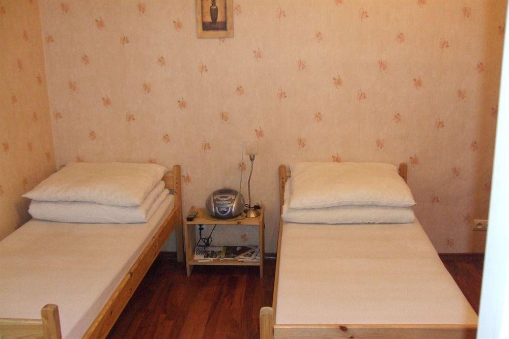 Old Walls Hostel คราคูฟ ภายนอก รูปภาพ